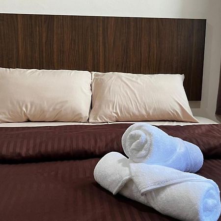 Skye Apartment Hotel 伯恩仓 外观 照片